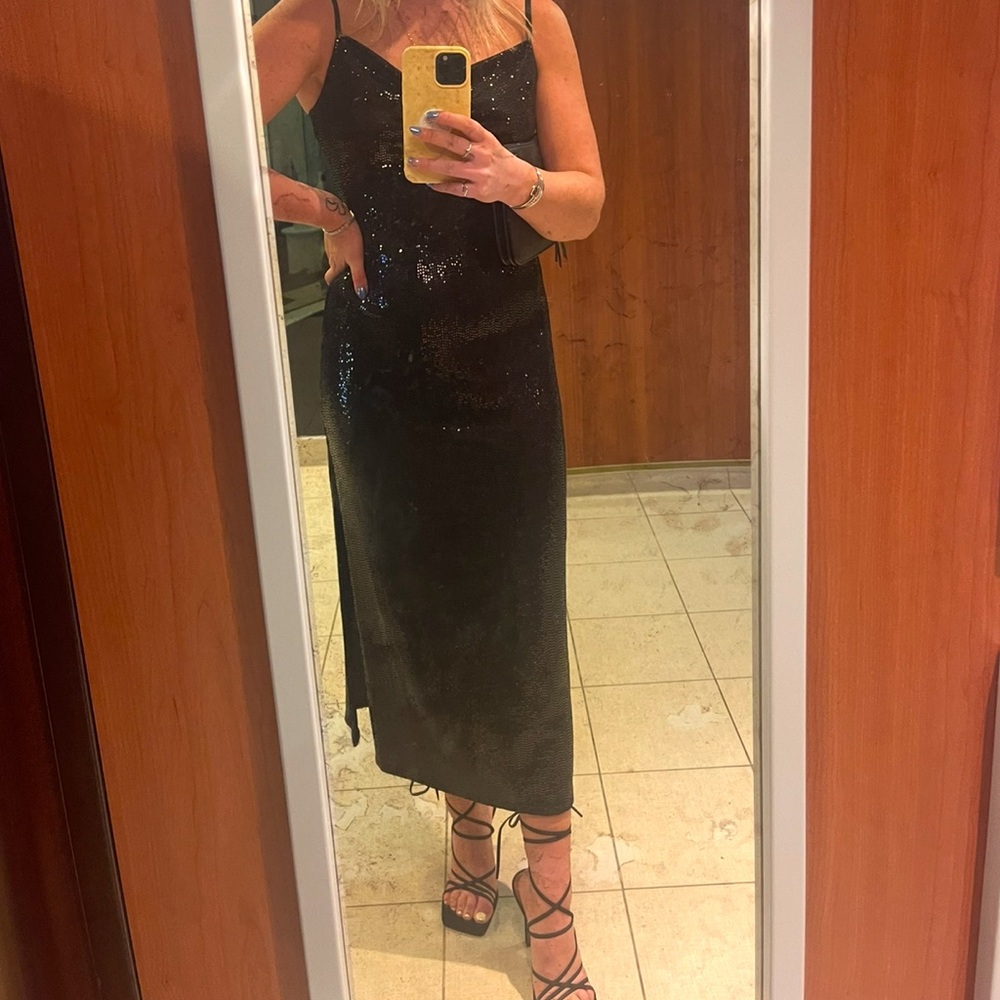 Elegant Black Sequin Dress